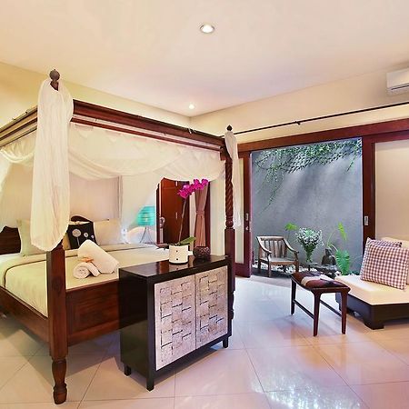 Villa Raull เซมินยัค ภายนอก รูปภาพ