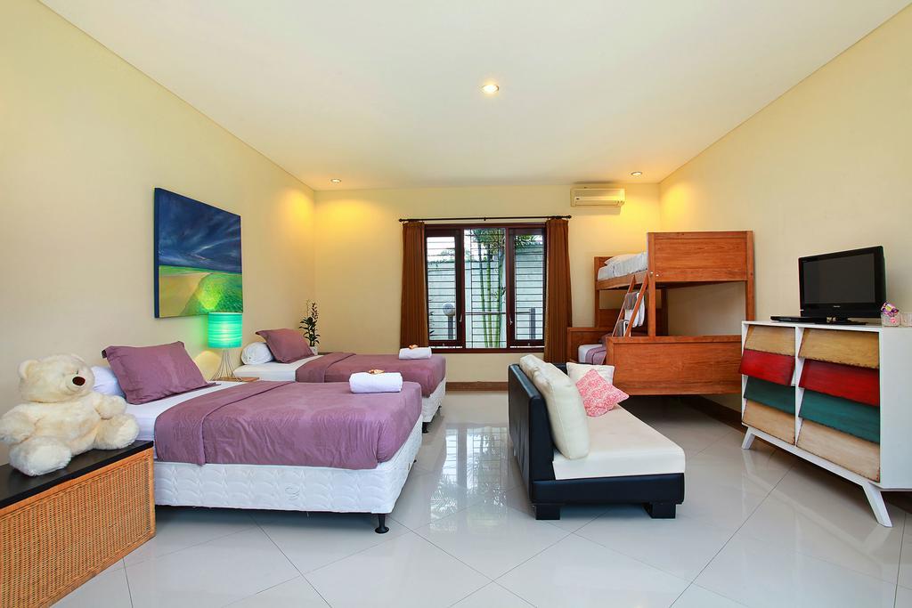 Villa Raull เซมินยัค ภายนอก รูปภาพ